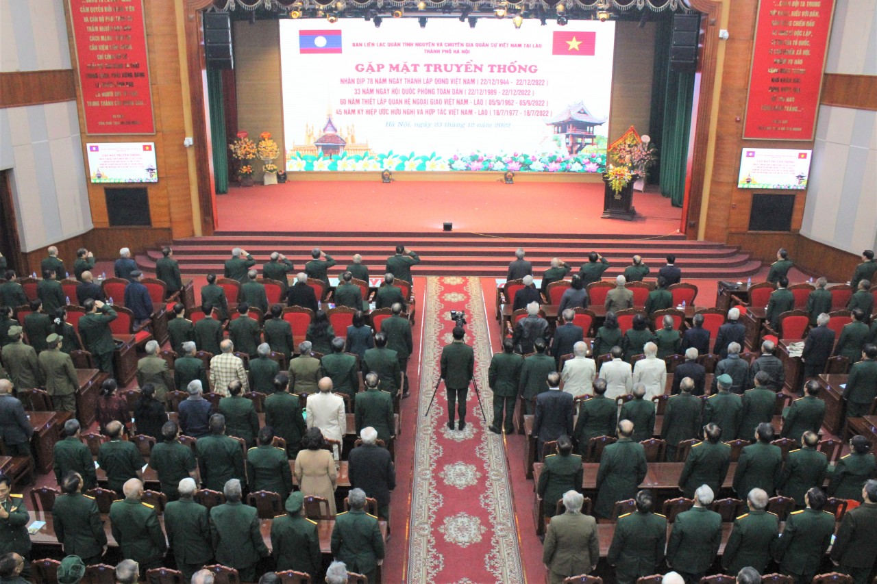 Toàn cảnh buổi gặp mặt của Ban liên lạc QTN-CGQS Việt Nam tại Lào TP Hà Nội.