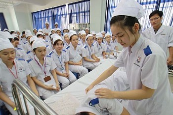 Doanh nghiệp xuất khẩu lao động được hỗ trợ giải quyết rủi ro liên quan đến người lao động Doanh nghiệp xuất khẩu lao động được hỗ trợ giải quyết rủi ro liên quan đến người lao động