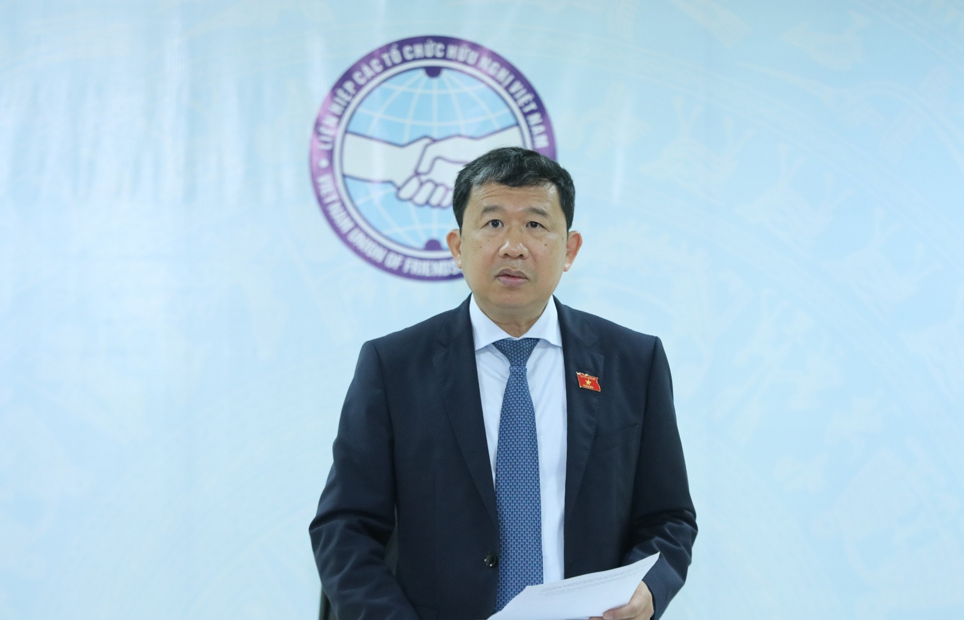 ông Vũ Hải Hà - Ủy viên Trung ương Đảng, Chủ nhiệm Ủy ban Đối ngoại Quốc hội, Chủ tịch Hội hữu nghị Việt Nam - Cuba phát biểu tại Hội nghị (Ảnh: Thu Hà).
