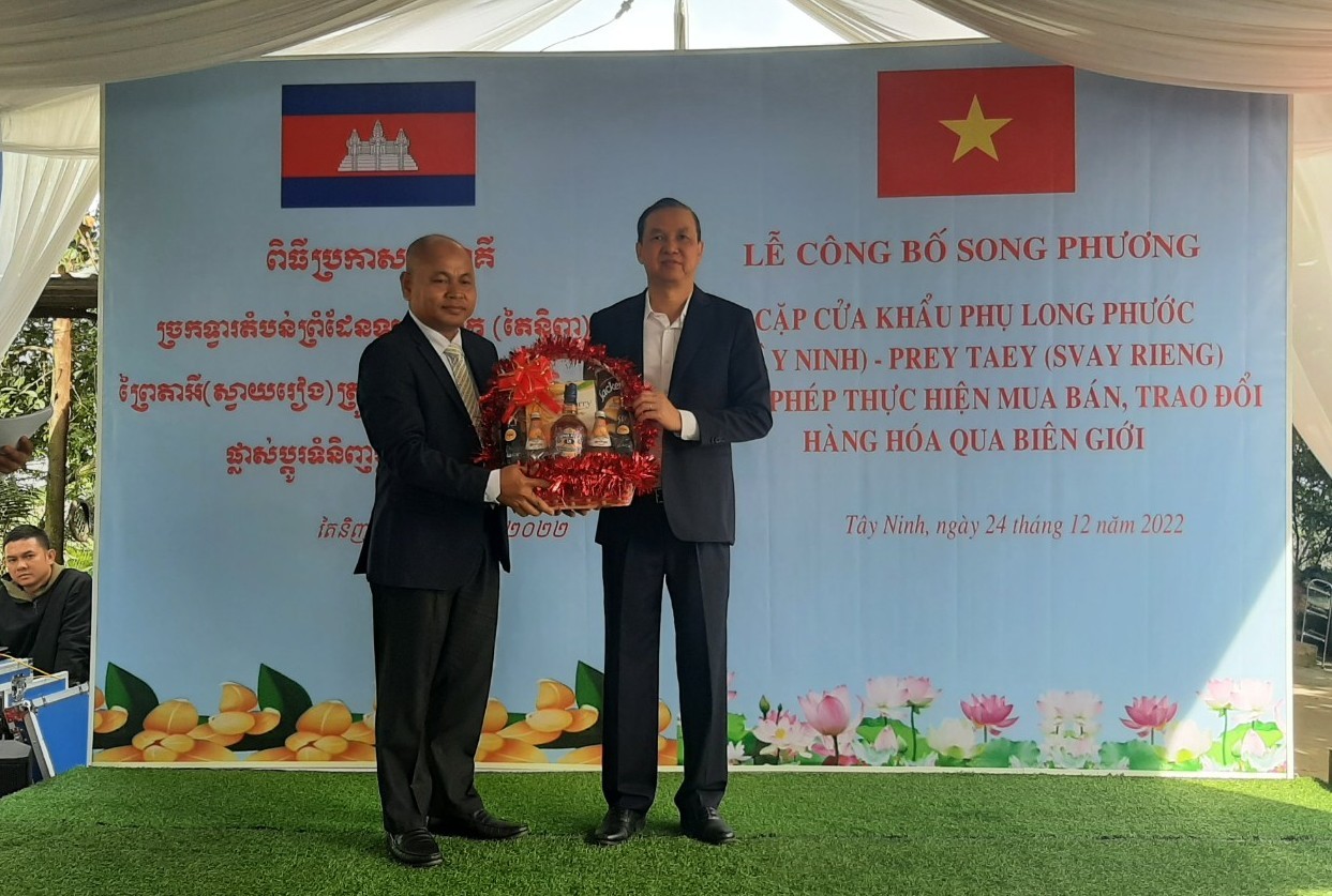 Tây Ninh – Svay Rieng: Công bố cặp cửa khẩu phụ Long Phước – Prey Ta Ei - Báo Tây Ninh Online