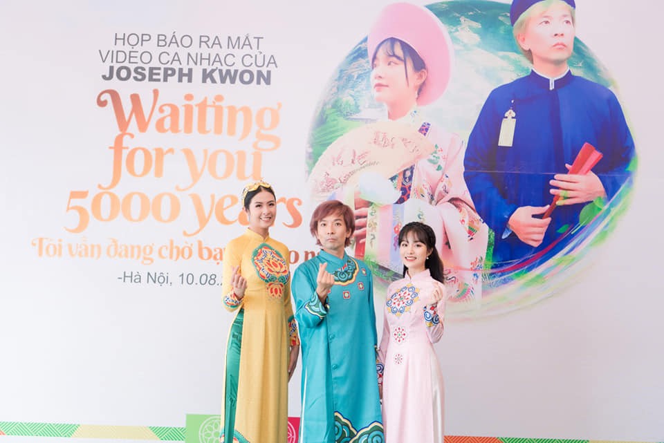 Ca sĩ Hàn Quốc xúc động trước sự đón nhận của khán giả Việt