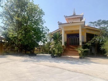 tinh xa ngoc tam diem den tam linh cho cong dong nguoi viet nam tai vientiane lao
