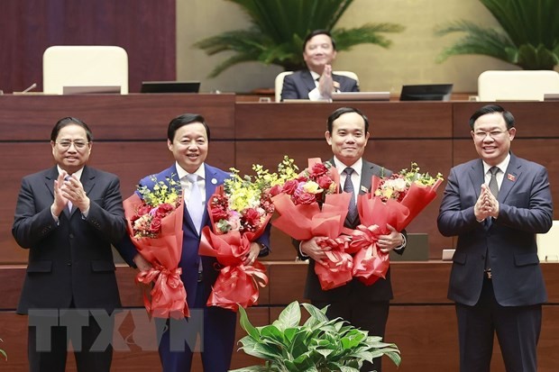 Phê chuẩn đề nghị bổ nhiệm hai Phó Thủ tướng nhiệm kỳ 2021-2026 | Chính trị | Vietnam+ (VietnamPlus)