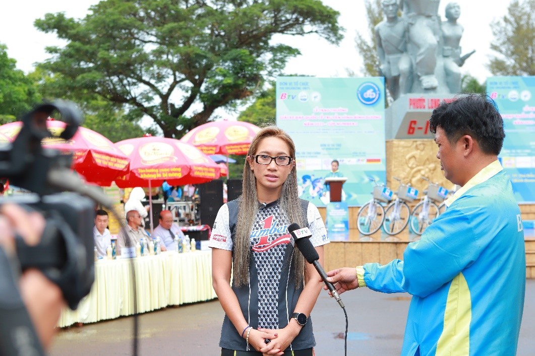 Đại sứ thương hiệu Nhãn hàng Number 1 – Vũ Phương Thanh chia sẻ tại chặng đua đầu tiên của giải.