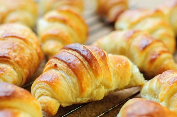 Bánh sừng bò croissant