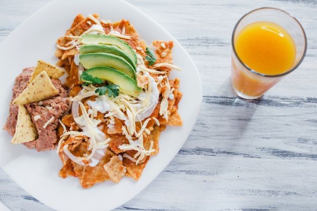  Bánh ngô chilaquiles 