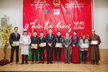 Ấm áp “Xuân quê hương 2023” tại Osaka (Nhật Bản) Ấm áp “Xuân quê hương 2023” tại Osaka (Nhật Bản)