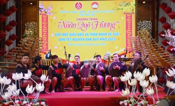 Đắk Lắk tổ chức gặp mặt bà con kiều bào về quê đón Tết Nguyên đán 2023 Đắk Lắk tổ chức gặp mặt bà con kiều bào về quê đón Tết Nguyên đán 2023