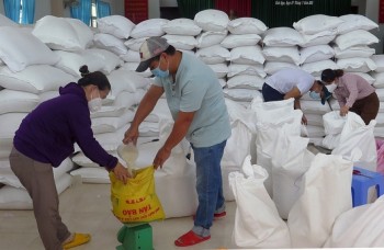 Quảng Nam hỗ trợ hơn 902 tấn gạo cho hơn 60 nghìn khẩu có nguy cơ thiếu đói ở 14 huyện trong dịp Tết
