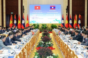 Việt Nam, Lào tăng cường kết nối, hỗ trợ nhau xây dựng nền kinh tế độc lập, tự chủ