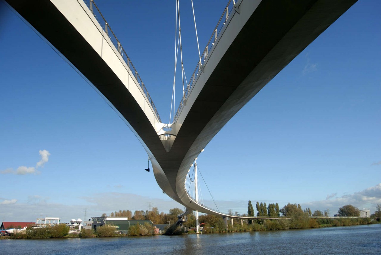 Cầu Nescio (Ảnh: Getty Images/Richard Wareham Fotografie).