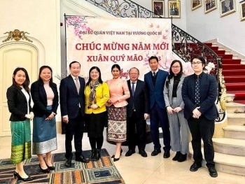 Đại sứ quán Lào tại Bỉ chúc Tết cổ truyền Việt Nam