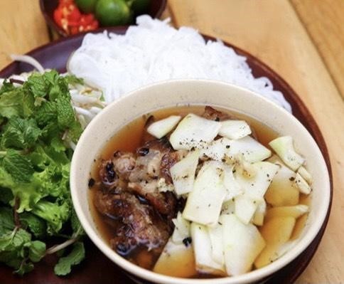 Món ăn truyền thống Việt "lên mâm" khách sạn 5 sao