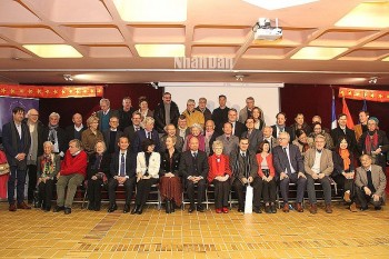 luu giu mai tinh cam va tinh than dau tranh vi hoa binh cua viet nam