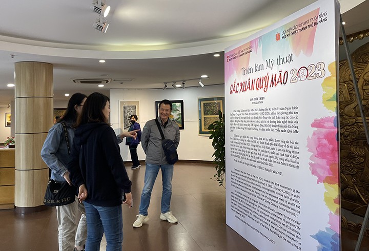 Thu hút du khách quốc tế qua Triển lãm “Sắc xuân Quý Mão” tại Bảo tàng Mỹ thuật Đà Nẵng