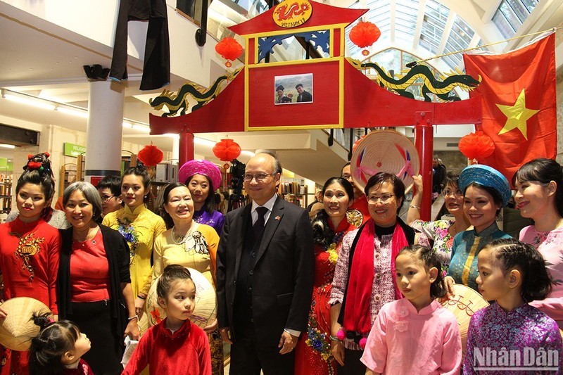 Người Việt tại Saintes gìn giữ và quảng bá văn hóa dân tộc