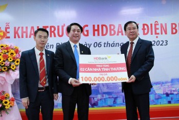 Đến vùng đất hoa ban, HDBank phục vụ tài chính hơn nửa triệu người dân Điện Biên