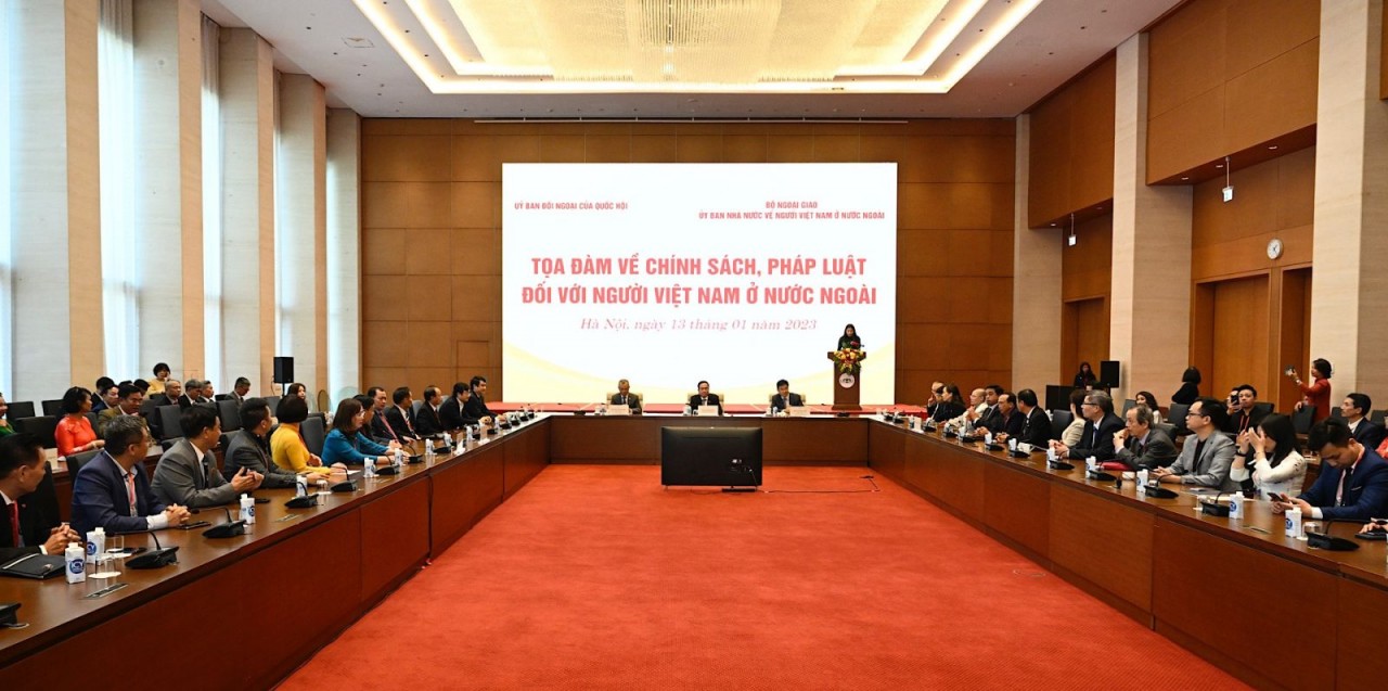 Lấy ý kiến người Việt Nam ở nước ngoài về Dự thảo Luật đất đai (sửa đổi)