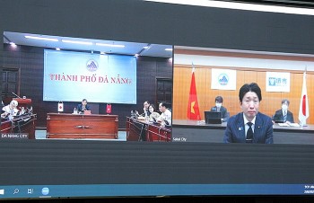 Vun đắp tình hữu nghị và tăng cường hợp tác giữa hai thành phố Đà Nẵng và Sakai (Nhật Bản) Vun đắp tình hữu nghị và tăng cường hợp tác giữa hai thành phố Đà Nẵng và Sakai (Nhật Bản)