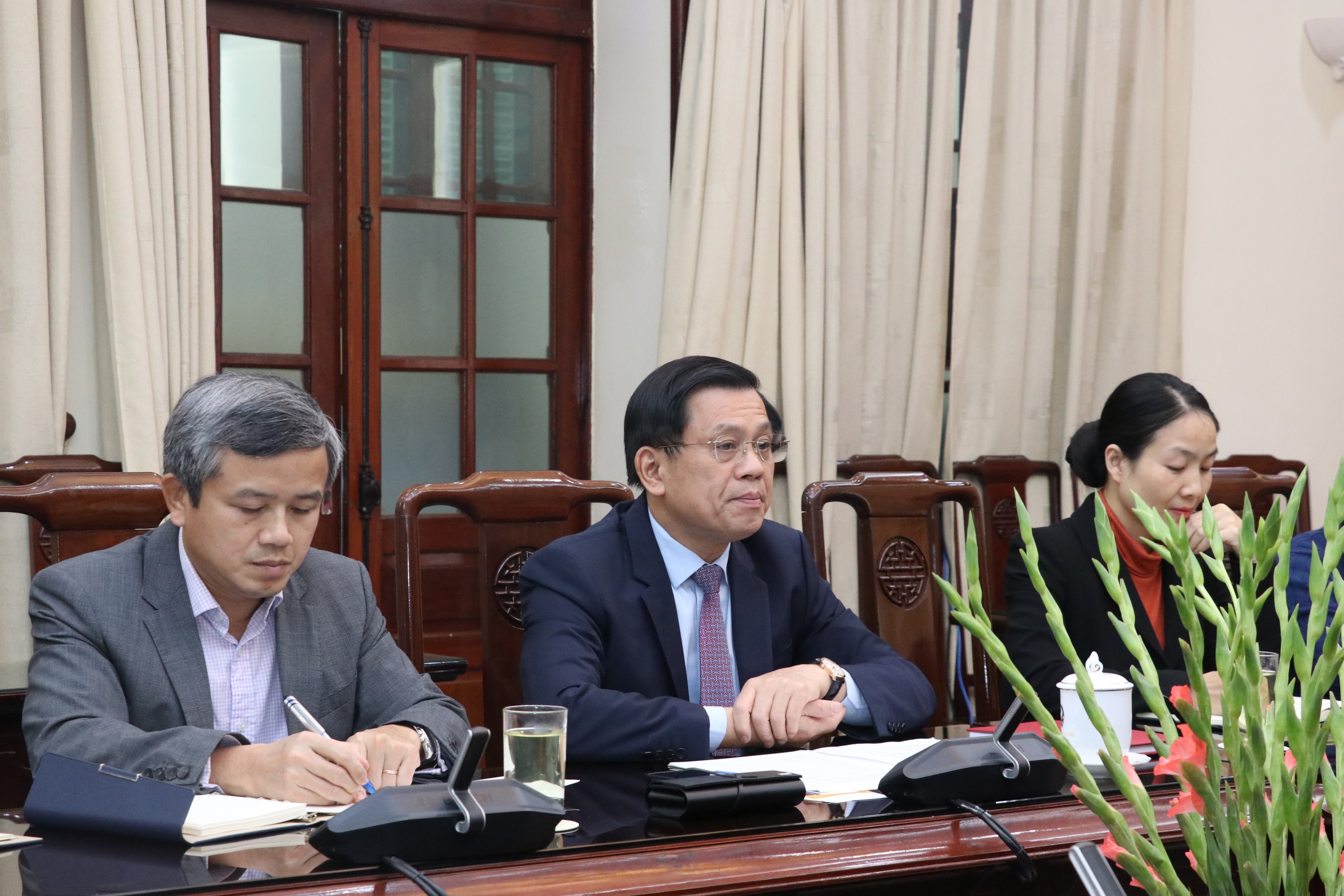Thứ trưởng Nguyễn Bá Hoan phát biểu tại buổi tiếp