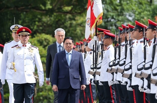 Tạo xung lực mới trong quan hệ với Singapore và Brunei