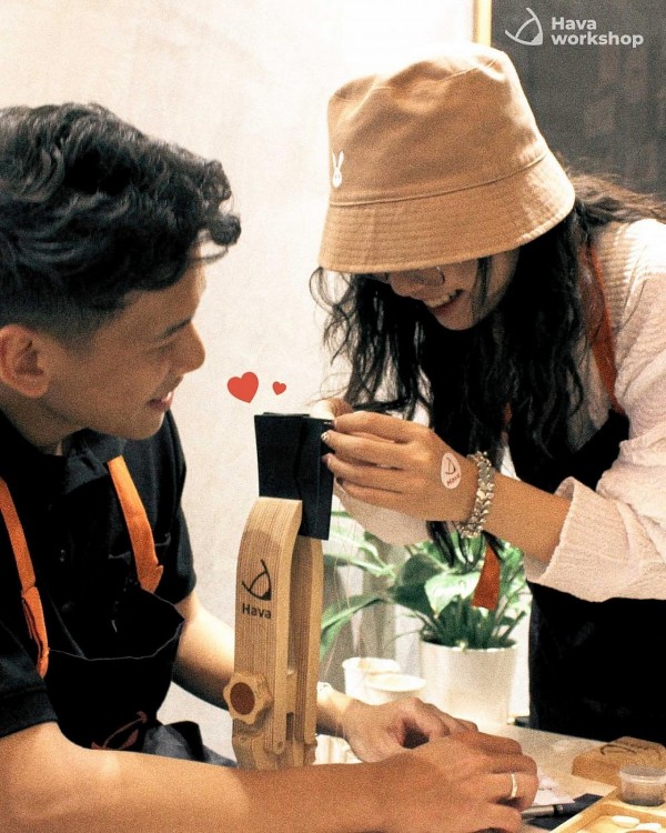 Hẹn hò Valentine độc đáo với những workshop thủ công tại Hà Nội