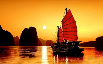 Vịnh Hạ Long lọt top điểm đến ngắm bình minh và hoàng hôn đẹp nhất châu Á