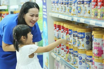 Vinamilk trở thành công ty duy nhất của Châu Á sở hữu Giải thưởng Purity Award cho sữa bột trẻ em