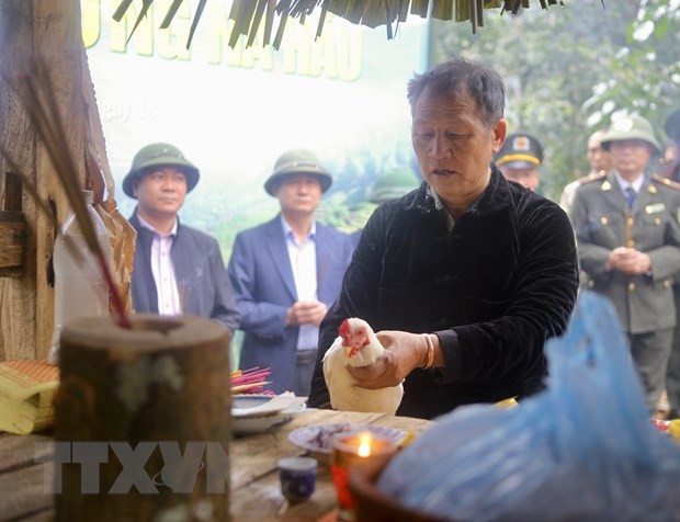 Yên Bái: Độc đáo lễ hội cúng rừng của đồng bào dân tộc Mông ở Nà Hẩu | Lễ hội | Vietnam+ (VietnamPlus)