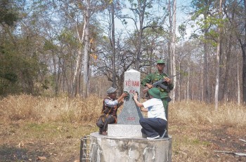 Đắk Lắk: Đồn Biên phòng Sê Rê Pốk và xã Krông Na tăng cường tuần tra bảo vệ biên giới