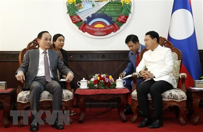 Thúc đẩy hợp tác giữa hai Ban Đối ngoại Trung ương Việt Nam và Lào | Chính trị | Vietnam+ (VietnamPlus)