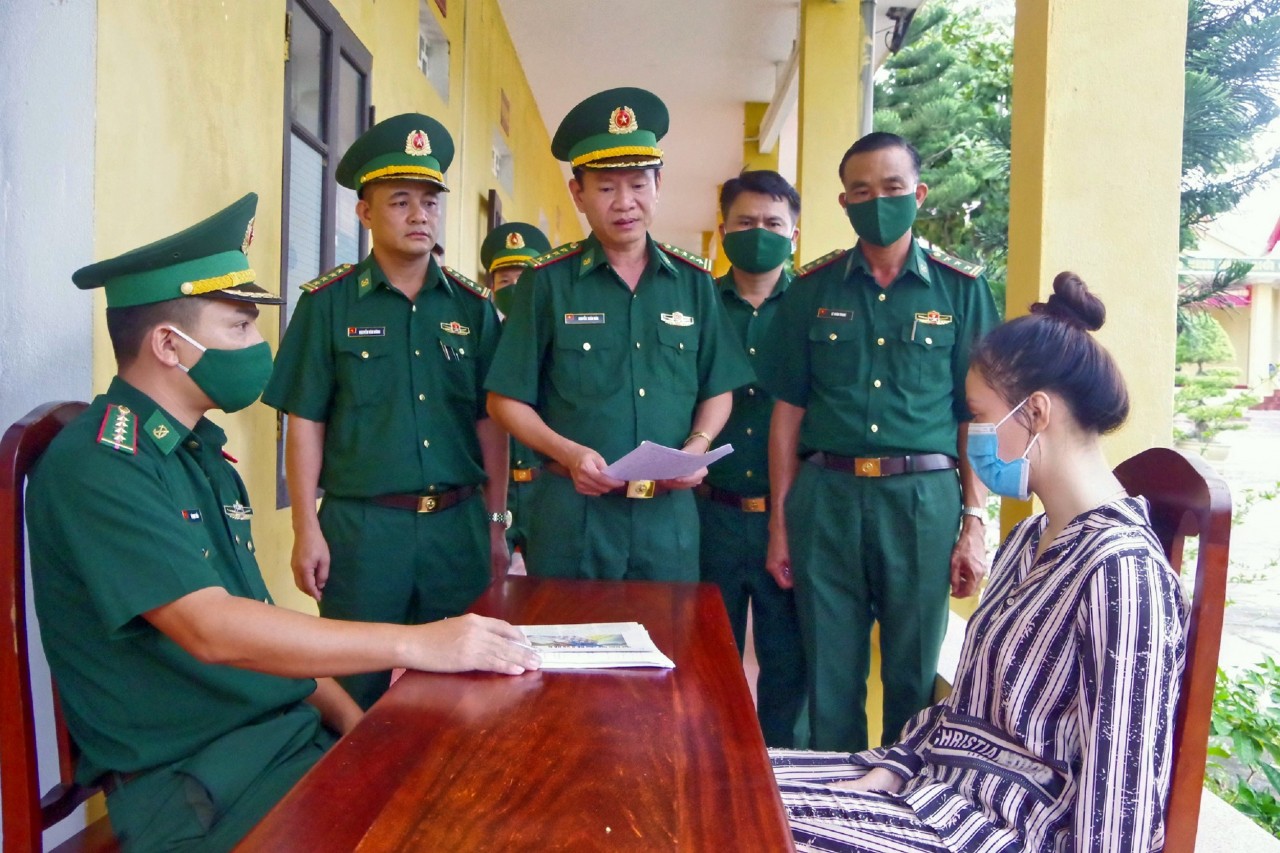 : Nắm chắc tình hình, lực lượng BĐBP đã chủ động đấu tranh hiệu quả với các loại tội phạm, giữ vững an ninh trật tự ở khu vực biên giới.