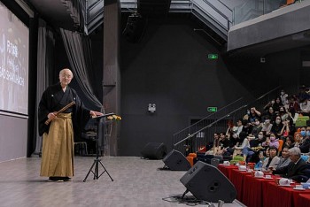 Trình diễn thơ, sáo, kịch giấy của Việt Nam - Nhật Bản