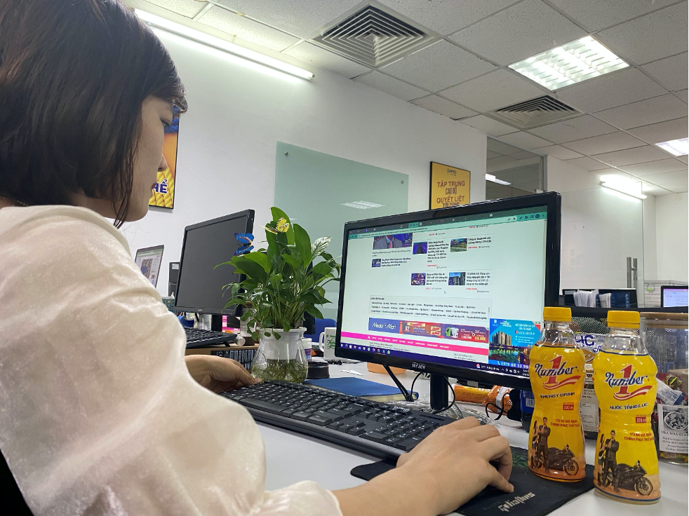 Dân văn phòng và thực trạng căng thẳng, mệt mỏi khi bắt đầu chạy đua với mục tiêu đầu năm. Dân văn phòng và thực trạng căng thẳng, mệt mỏi khi bắt đầu chạy đua với mục tiêu đầu năm.