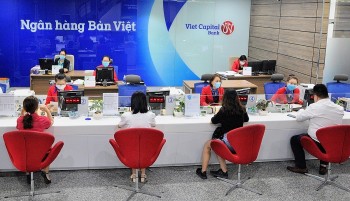Ngân hàng tiếp tục giảm lãi suất huy động, xuống sâu dưới “trần” 9,5% Ngân hàng tiếp tục giảm lãi suất huy động, xuống sâu dưới “trần” 9,5%