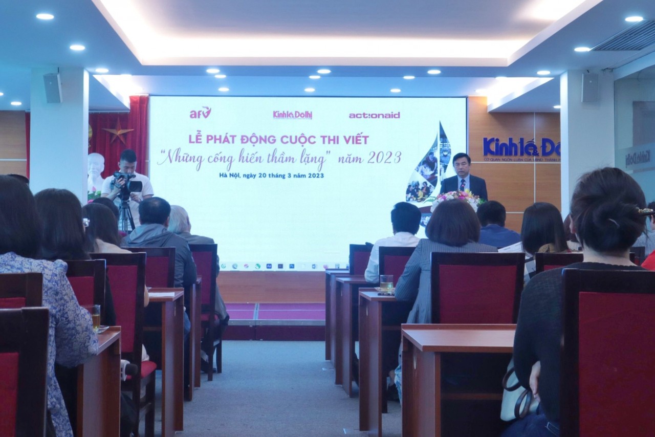Tổng biên tập Báo Kinh tế và Đô thị, Trưởng Ban tổ chức cuộc thi Nguyễn Minh Đức phát biểu tại Lễ phát động cuộc thi (Ảnh: Trần Hạnh).