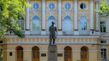 Đại học Sư phạm Quốc gia Nga mang tên Herzen dự định mở trung tâm tiếng Nga tại Việt Nam
