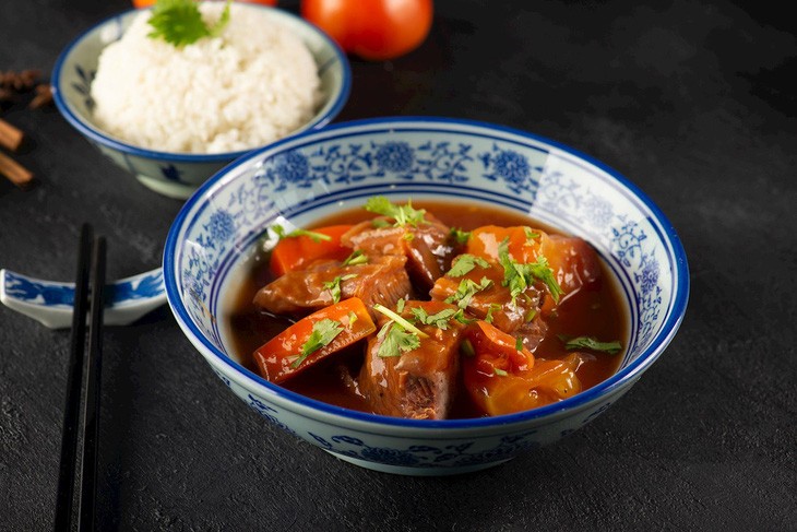 Món bò kho Việt Nam - Ảnh: TASTE ATLAS Món bò kho Việt Nam - Ảnh: TASTE ATLAS