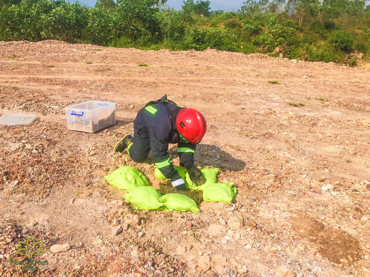 PeaceTrees VietNam xử lý thành công quả rocket nguy hiểm tại Quảng Bình