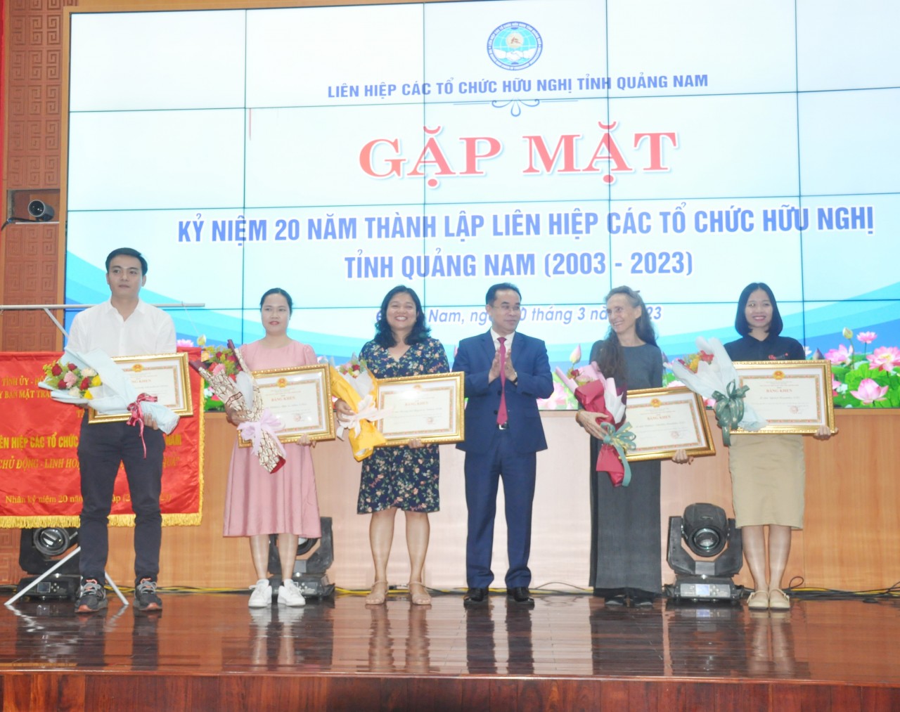 Liên hiệp Quảng Nam: Đổi mới, nâng cao chất lượng Liên hiệp Quảng Nam: Đổi mới, nâng cao chất lượng