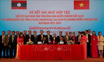 Bình Định ký kết hợp tác với 4 tỉnh Nam Lào