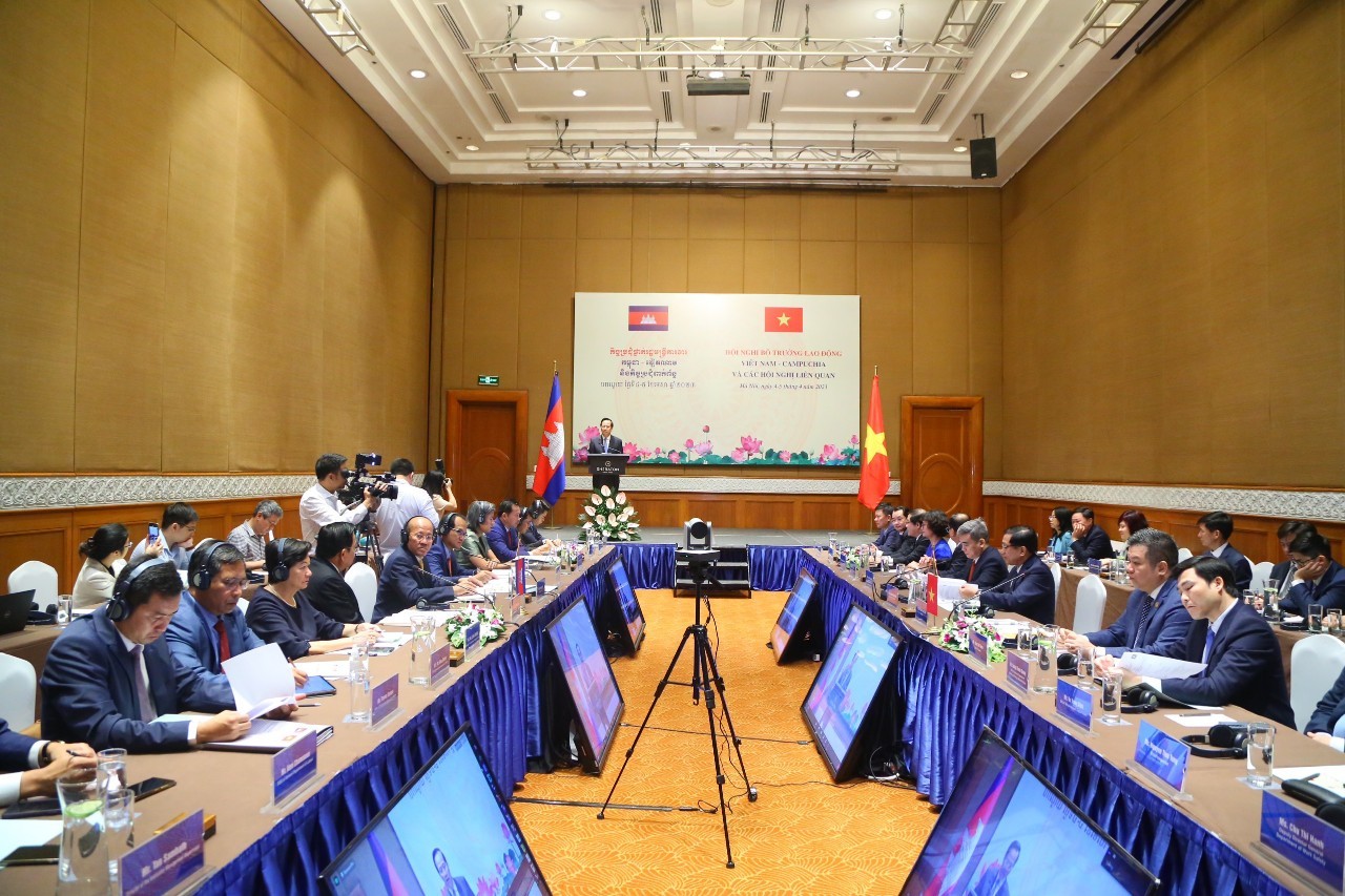  Hội nghị Bộ trưởng Lao động Việt Nam – Campuchia (Ảnh: KT).