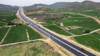 day manh dau tu cong co hoi cua nhung doanh nghiep xay dung ha tang giao thong