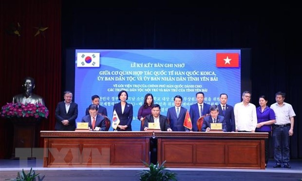 Hàn Quốc viện trợ 500.000 USD cho học sinh dân tộc thiểu số ở Yên Bái | Giáo dục | Vietnam+ (VietnamPlus)