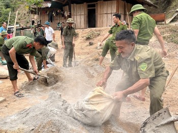 Đề xuất hỗ trợ 100 triệu đồng đối với hộ gia đình, cá nhân tự nguyện đến các vùng biên giới đất liền Đề xuất hỗ trợ 100 triệu đồng đối với hộ gia đình, cá nhân tự nguyện đến các vùng biên giới đất liền