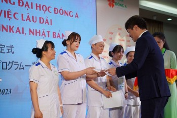 30 suất học bổng của Nhật Bản trao cho sinh viên ngành điều dưỡng ở Đà Nẵng
