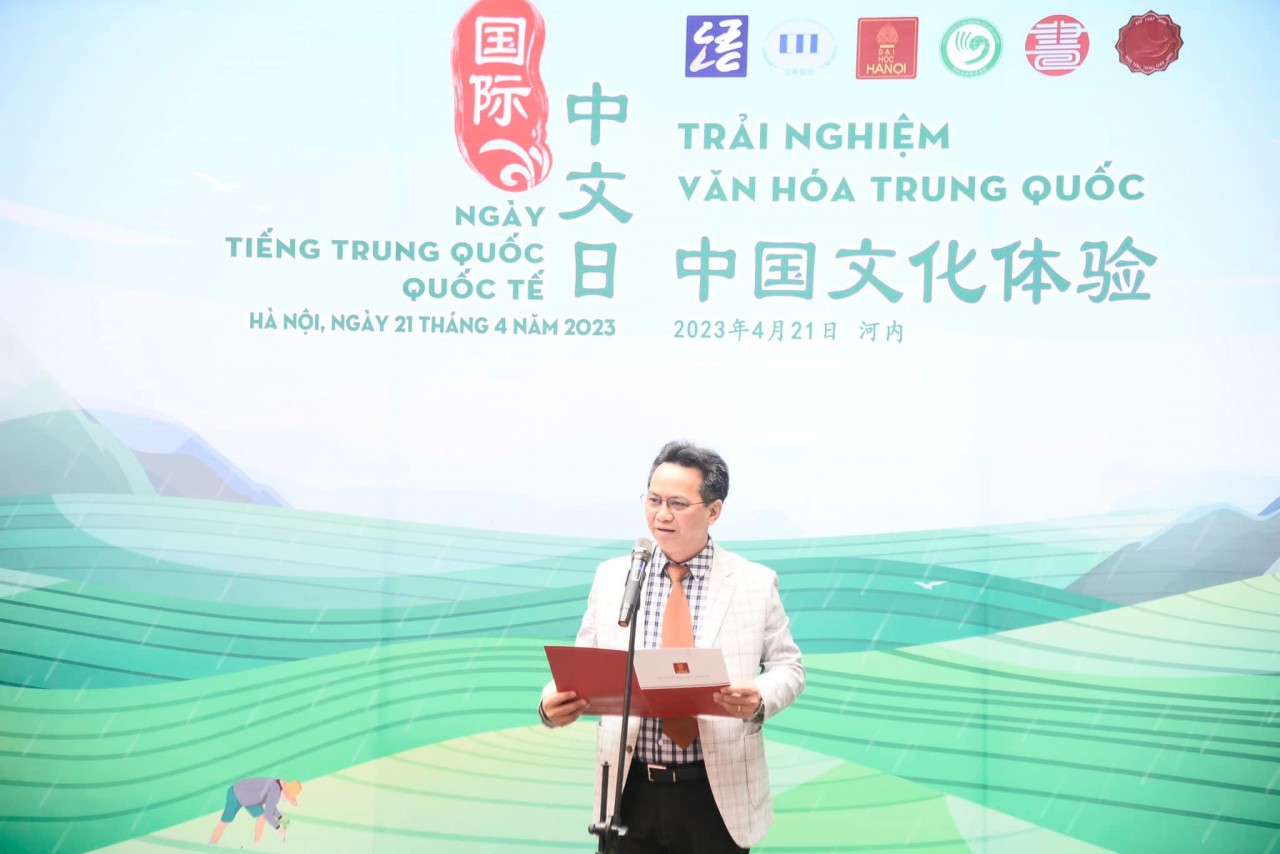 Thúc đẩy hợp tác, giao lưu ngôn ngữ và văn hoá Việt Nam - Trung Quốc