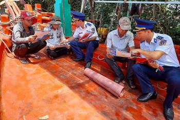 Giải đáp thắc mắc của ngư dân Kiên Giang về chống khai thác IUU và hoạt động nghề cá