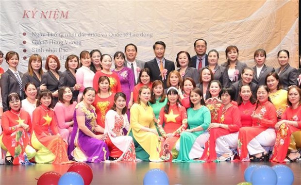 Người Việt tại Macau tiếp nối truyền thống, gìn giữ bản sắc quê hương | Người Việt bốn phương | Vietnam+ (VietnamPlus)