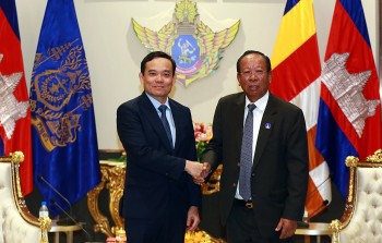 Việt Nam - Campuchia tăng cường giao lưu nhân dân thông qua du lịch và thể thao